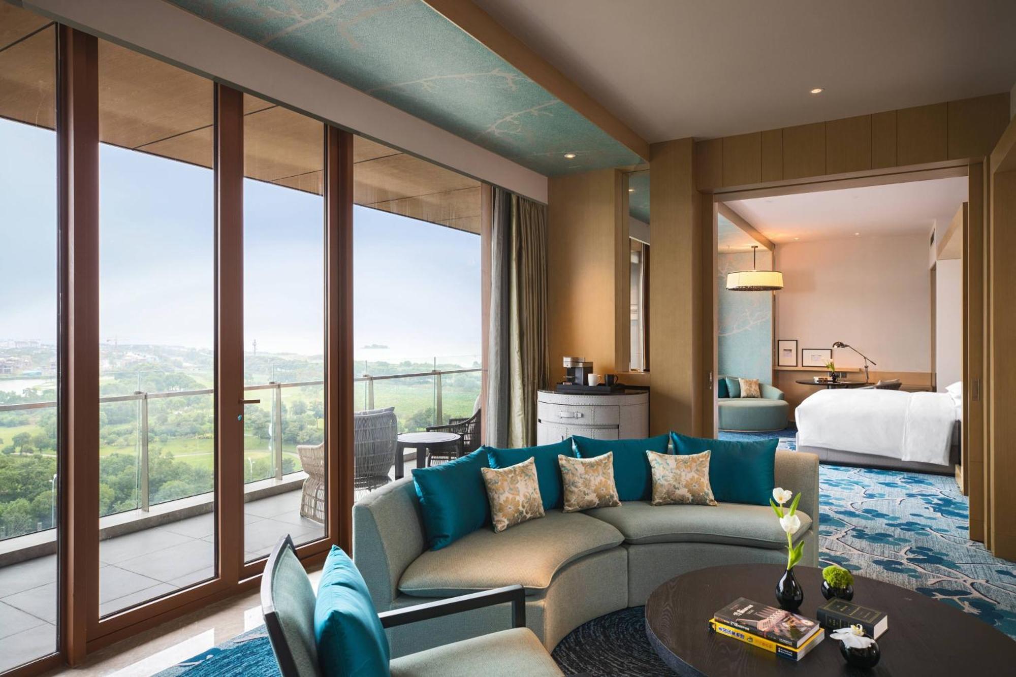 Renaissance Suzhou Taihu Lake Hotel מראה חיצוני תמונה