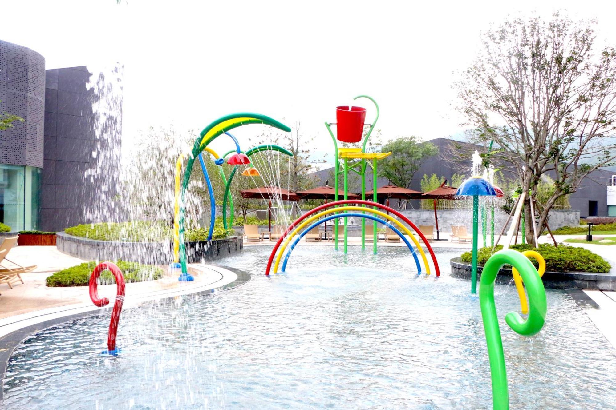 Renaissance Suzhou Taihu Lake Hotel מראה חיצוני תמונה
